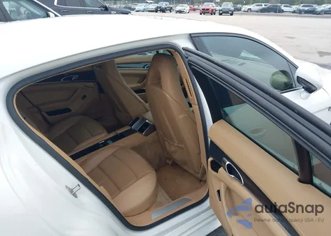 2011 Porsche Panamera 4 from USA, damaged, VIN WP0AA2A72BL021698